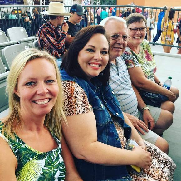 Meet your Posher, Brandy - Picture 1 of 1